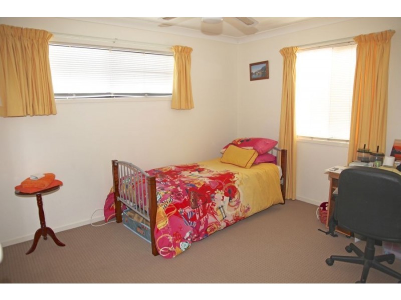 1/10 Bright Avenue, Labrador QLD 4215