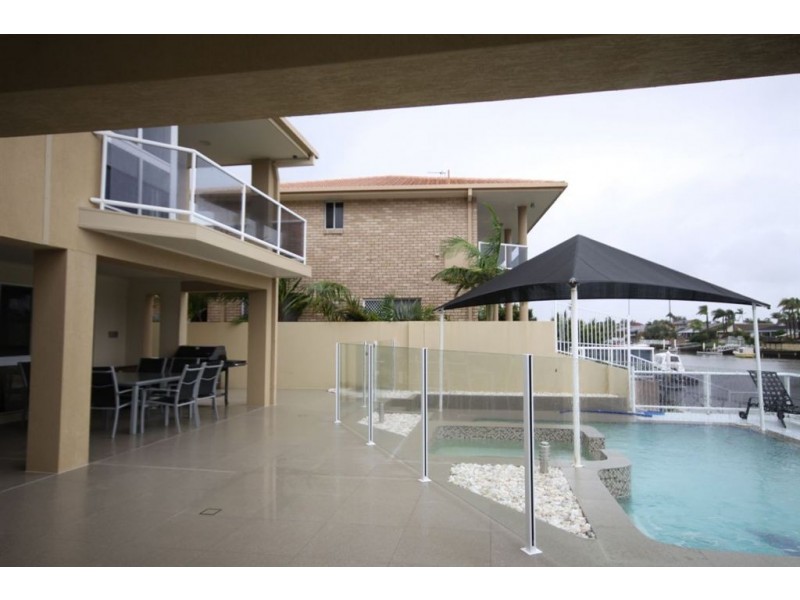 10 Sundance Way, Runaway Bay QLD 4216