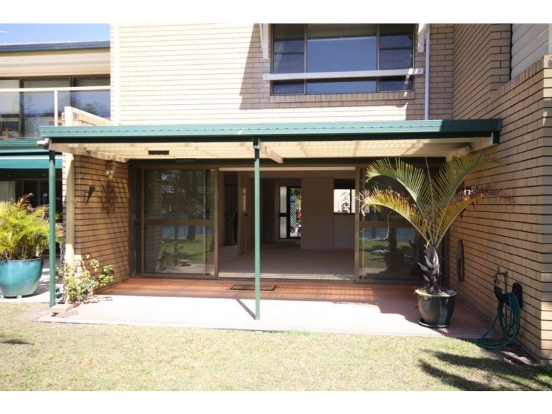 10/112 Bayview Street, Runaway Bay QLD 4216