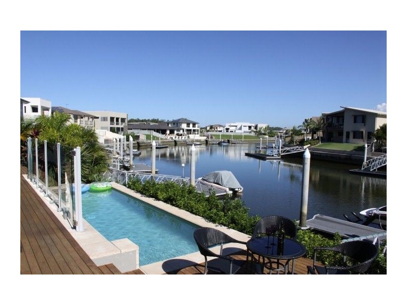 64 East Quay Drive, Biggera Waters QLD 4216