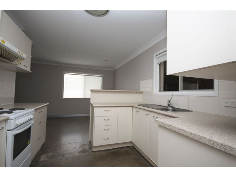 20 Ashgrove Avenue, Runaway Bay QLD 4216