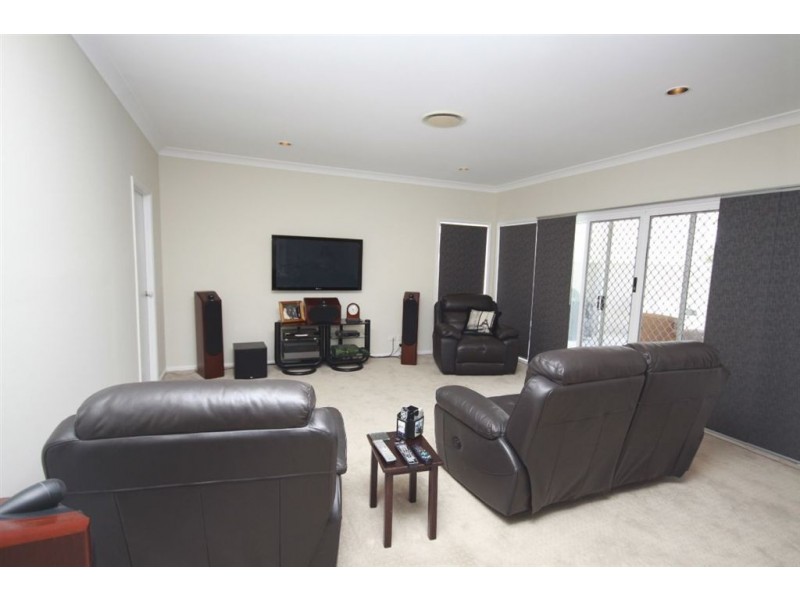 79 Sundance Way, Runaway Bay QLD 4216