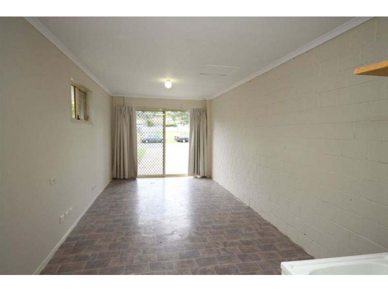 1/28 Orkney Place, Labrador QLD 4215