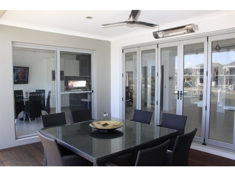 64 East Quay Drive, Biggera Waters QLD 4216