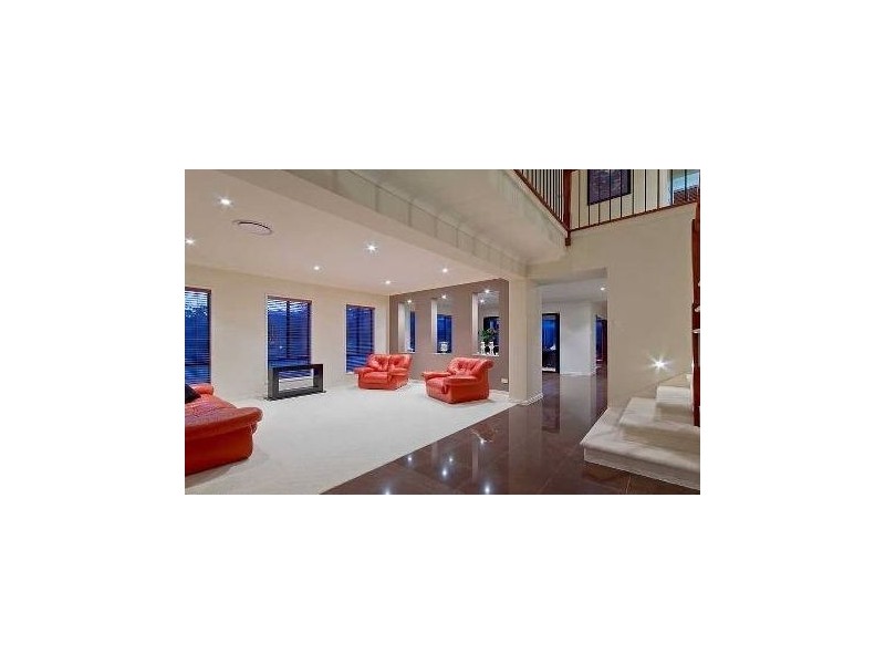 2 Stargate Court, Reedy Creek QLD 4227