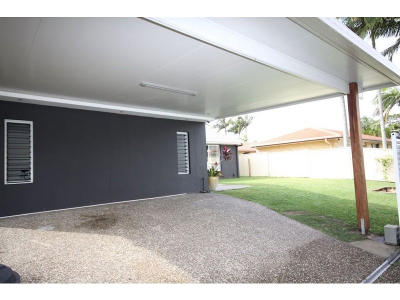 39 Matthew Flinders Drive, Hollywell QLD 4216