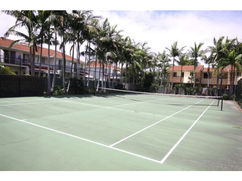 10/272 Oxley Drive, Coombabah QLD 4216