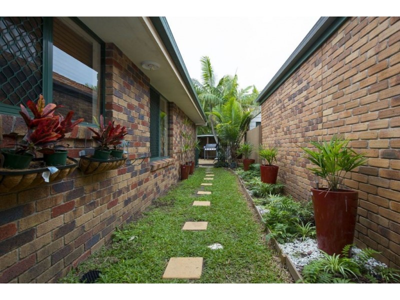 20 Bernini Drive, Coombabah QLD 4216