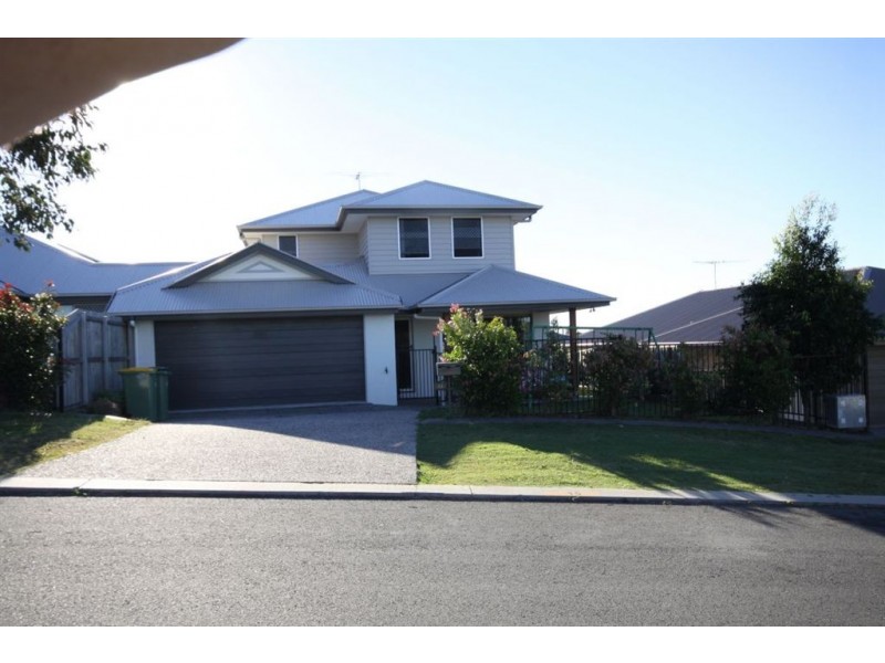 2/15 Elmore Drive, Ormeau QLD 4208