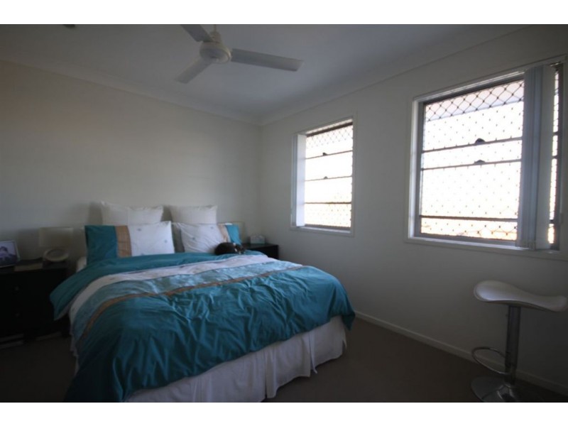 2/15 Elmore Drive, Ormeau QLD 4208
