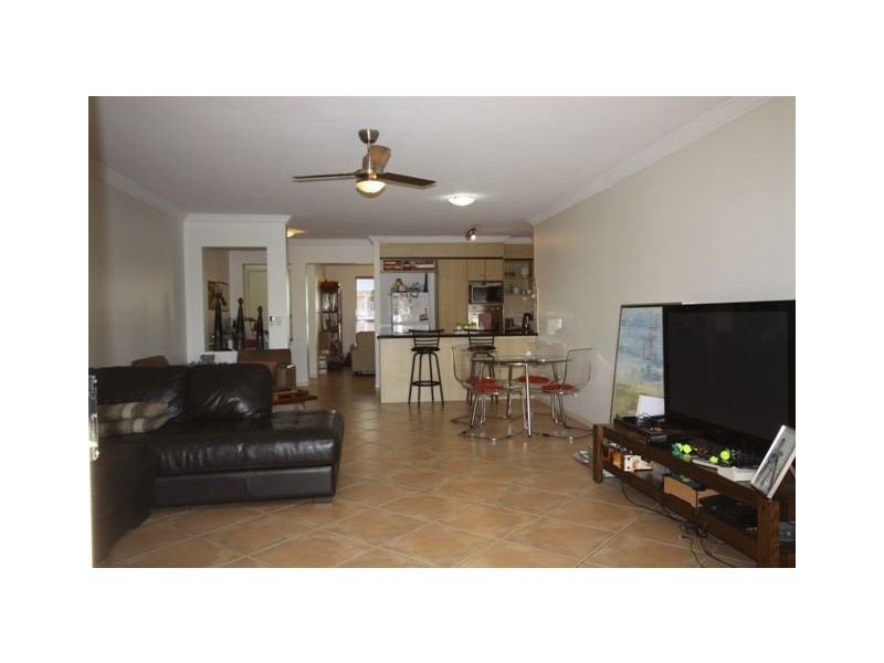46/82 Limetree Parade, Runaway Bay QLD 4216