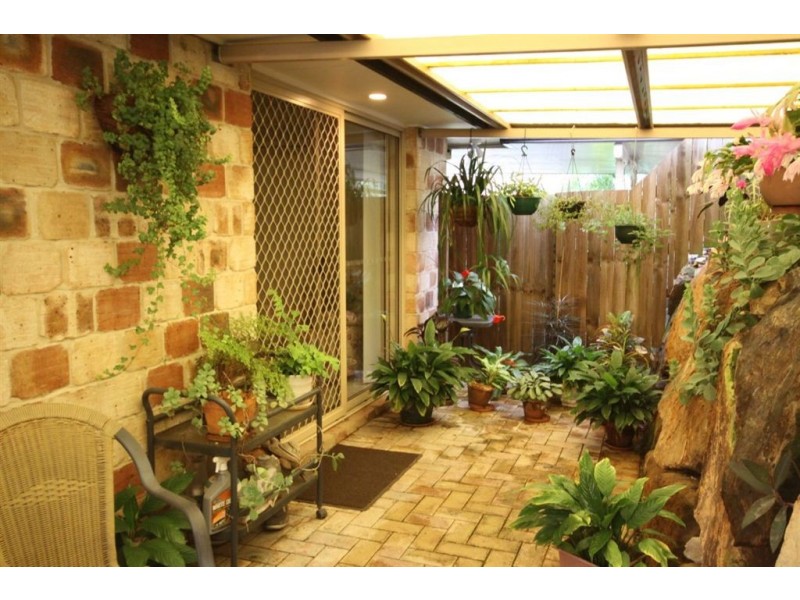 2/12 Marybeth Crescent, Molendinar QLD 4214