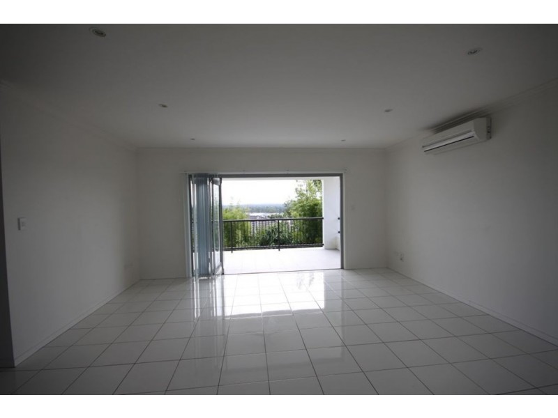 2/1 Herberton Street, Waterford QLD 4133