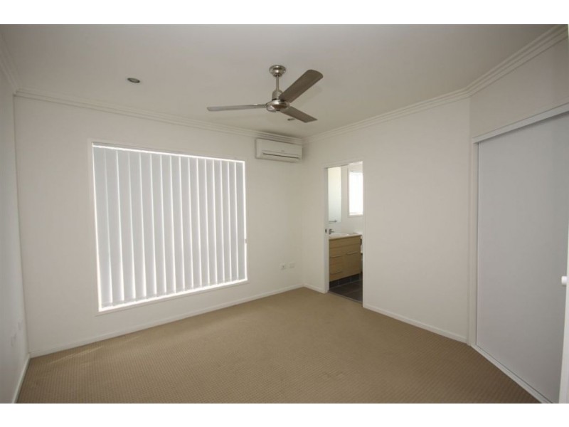 2/1 Herberton Street, Waterford QLD 4133