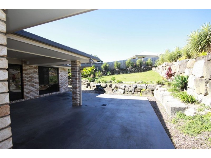 28 Faraday Crescent, Pacific Pines QLD 4211