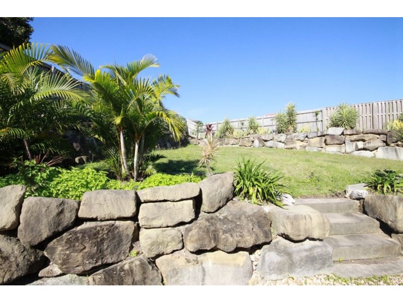 28 Faraday Crescent, Pacific Pines QLD 4211