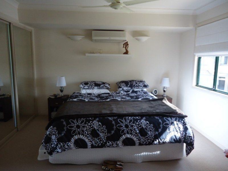 76/100 Morala Avenue, Runaway Bay QLD 4216