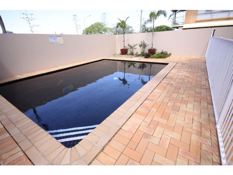 8/130 Marine Parade, Southport QLD 4215