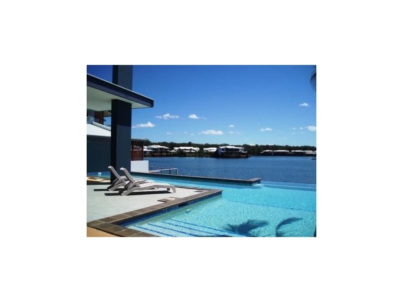 5/181 Lae Drive, Runaway Bay QLD 4216
