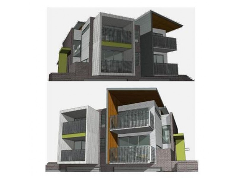 24 Drake Avenue, Paradise Point QLD 4216