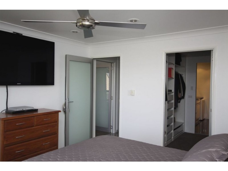 39/100 Morala Avenue, Runaway Bay QLD 4216