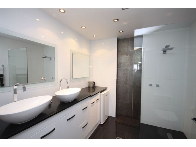 39/100 Morala Avenue, Runaway Bay QLD 4216