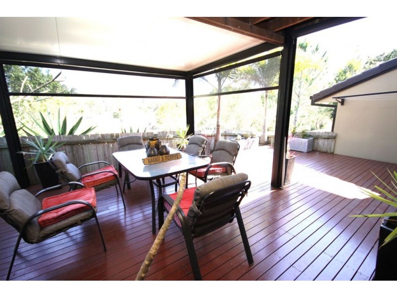 18/136 Pacific Pines Boulevard, Pacific Pines QLD 4211