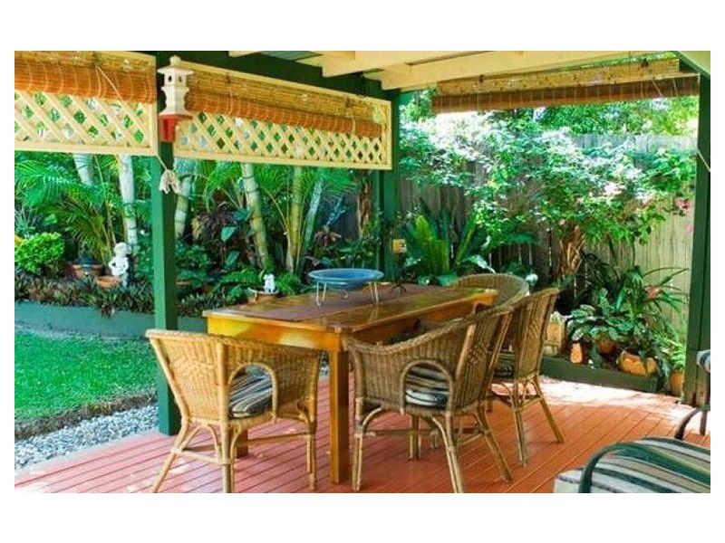 36 Wistaria Avenue, Southport QLD 4215