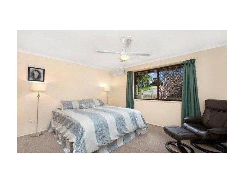 36 Wistaria Avenue, Southport QLD 4215