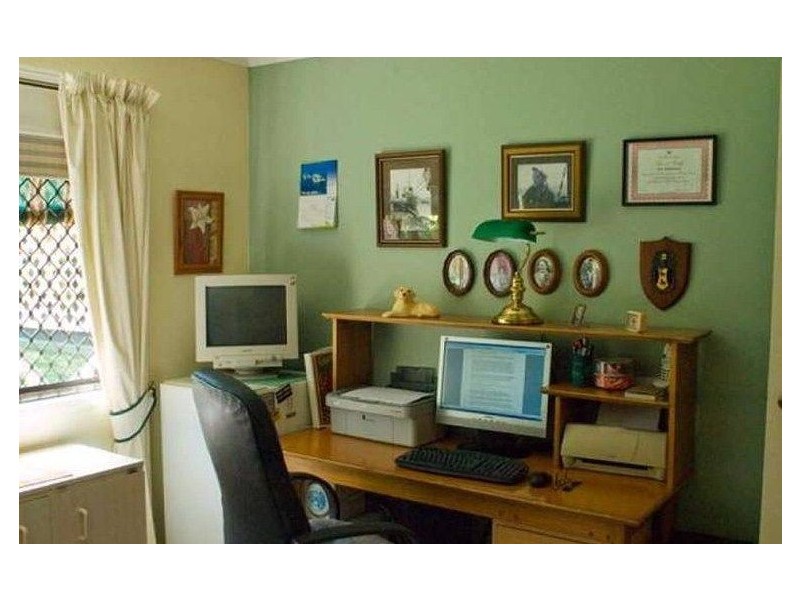 36 Wistaria Avenue, Southport QLD 4215