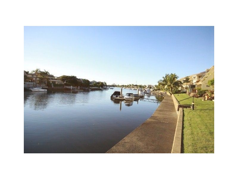 7/100 Morala Avenue, Runaway Bay QLD 4216