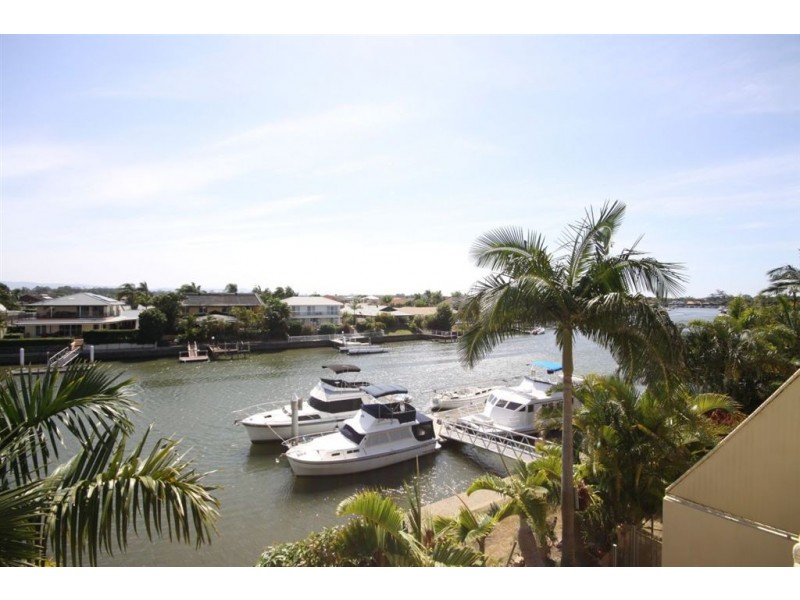 7/100 Morala Avenue, Runaway Bay QLD 4216