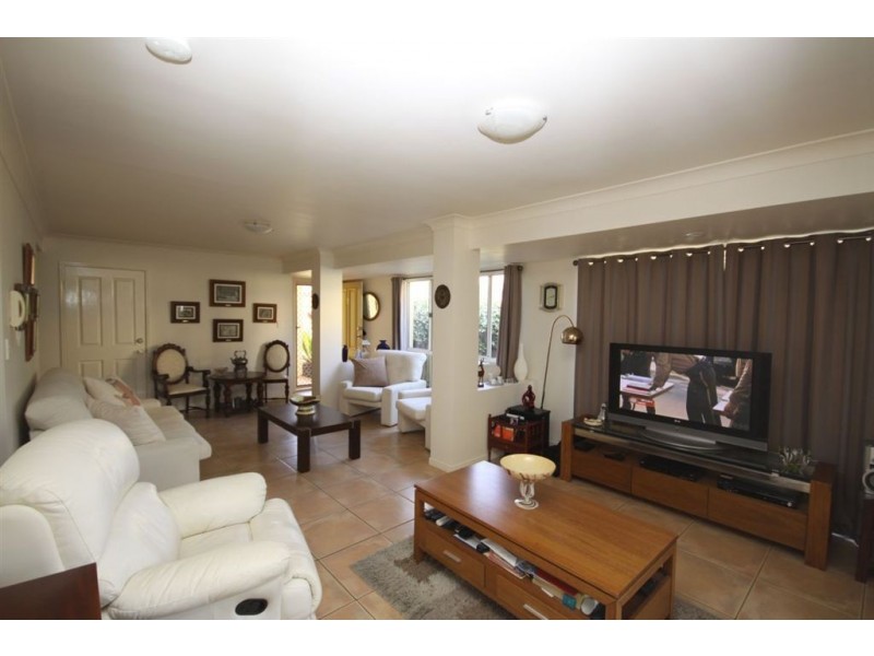 64/88 Limetree Parade West, Runaway Bay QLD 4216