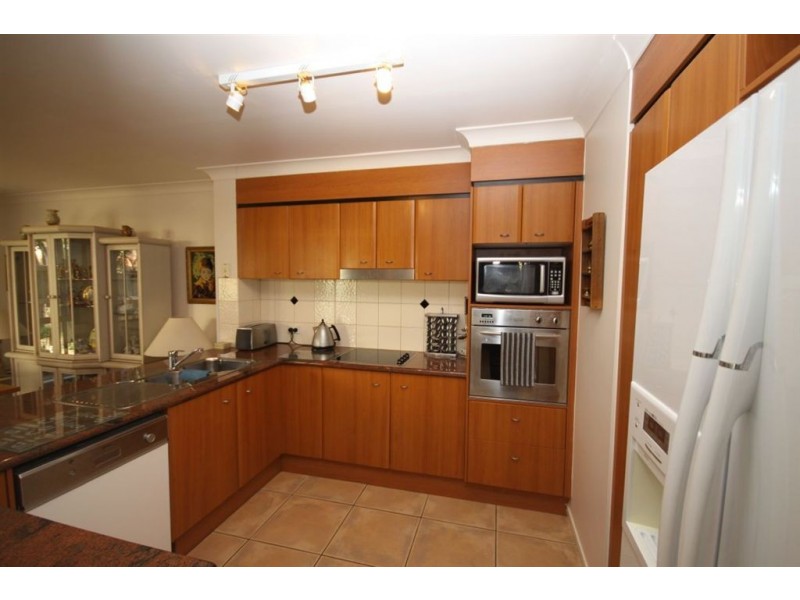 64/88 Limetree Parade West, Runaway Bay QLD 4216