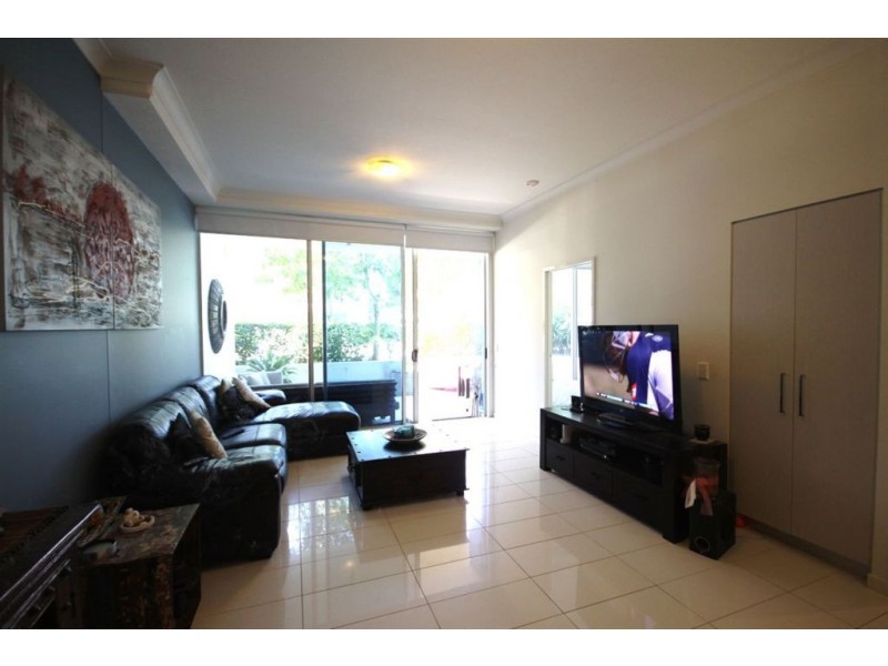 107/430 Marine Parade, Biggera Waters QLD 4216