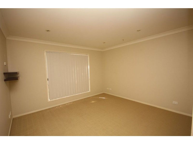 1/64 Halfway Drive, Ormeau QLD 4208