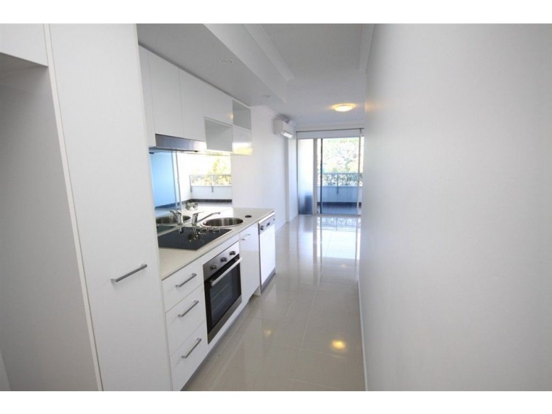 108/33-35 Madang Crescent, Runaway Bay QLD 4216