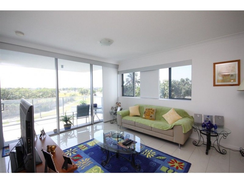 103/2 East Quay Drive, Biggera Waters QLD 4216