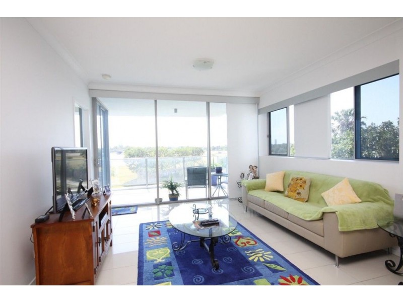 103/2 East Quay Drive, Biggera Waters QLD 4216