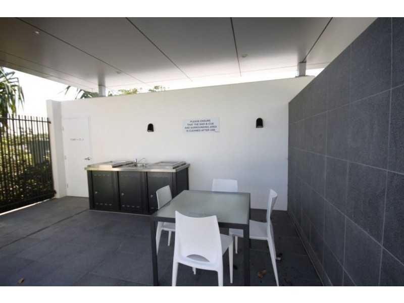 103/2 East Quay Drive, Biggera Waters QLD 4216