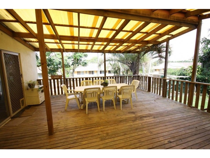 473 Pine Ridge Road, Runaway Bay QLD 4216