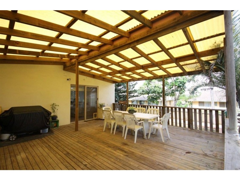 473 Pine Ridge Road, Runaway Bay QLD 4216