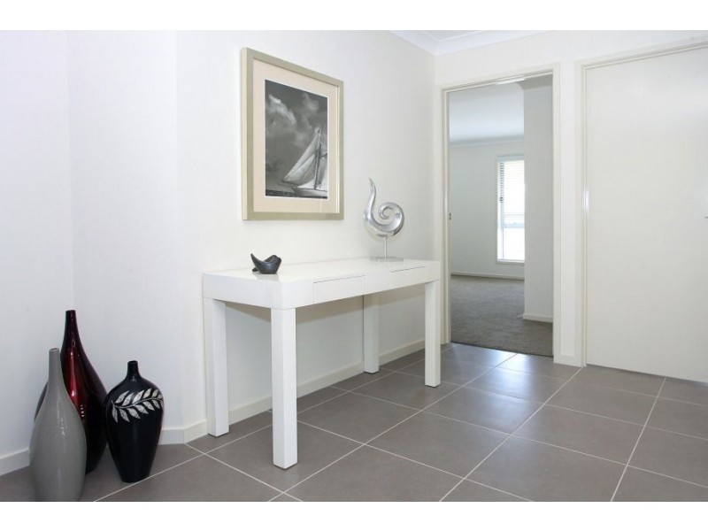 1/4 Morning Sun Court, Maudsland QLD 4210