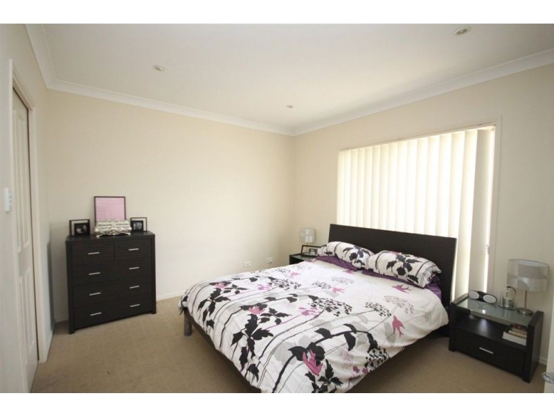 1 Pincally Crescent, Ormeau QLD 4208