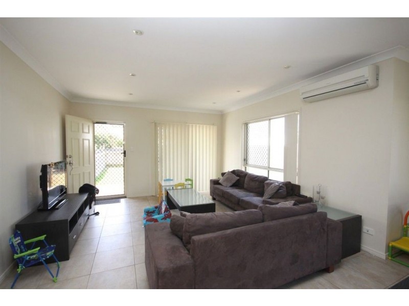 1 Pincally Crescent, Ormeau QLD 4208