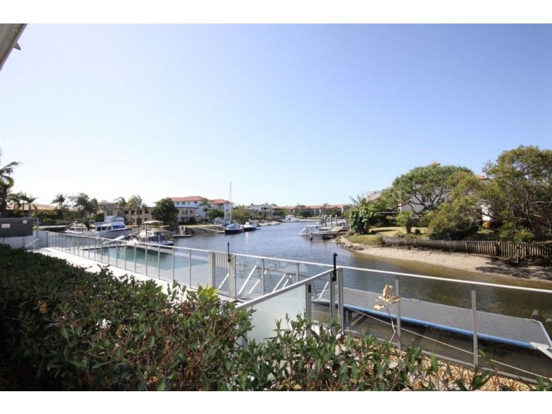 102/33-37 Madang Crescent, Runaway Bay QLD 4216