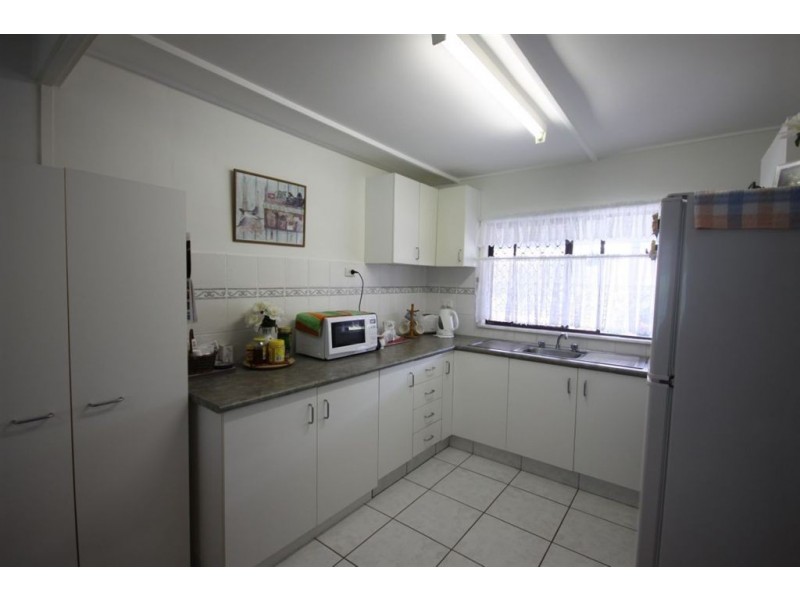 101/570 Pine Ridge  Road, Coombabah QLD 4216