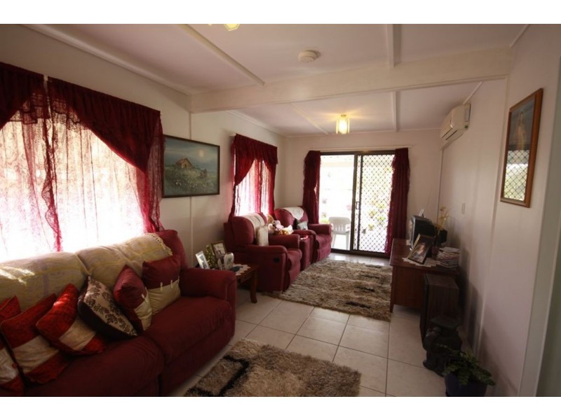 101/570 Pine Ridge  Road, Coombabah QLD 4216