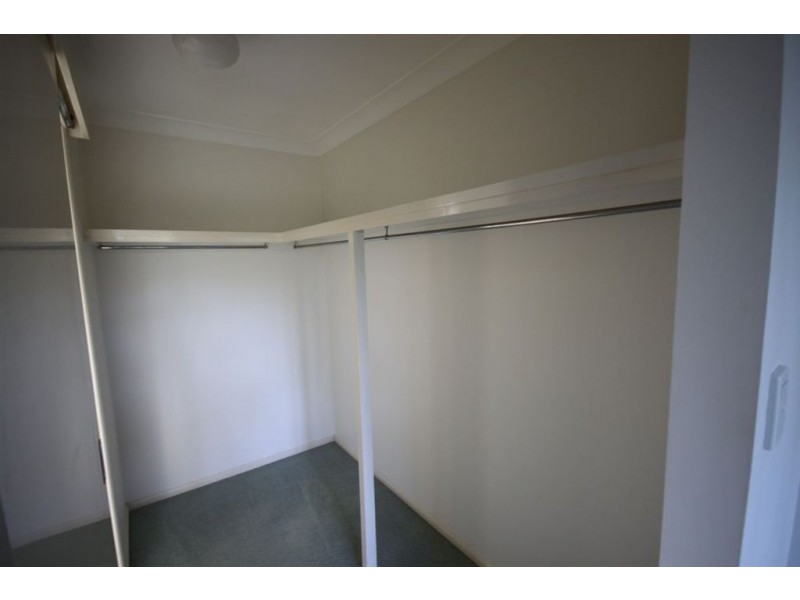 4/482 Pine Ridge Road, Coombabah QLD 4216