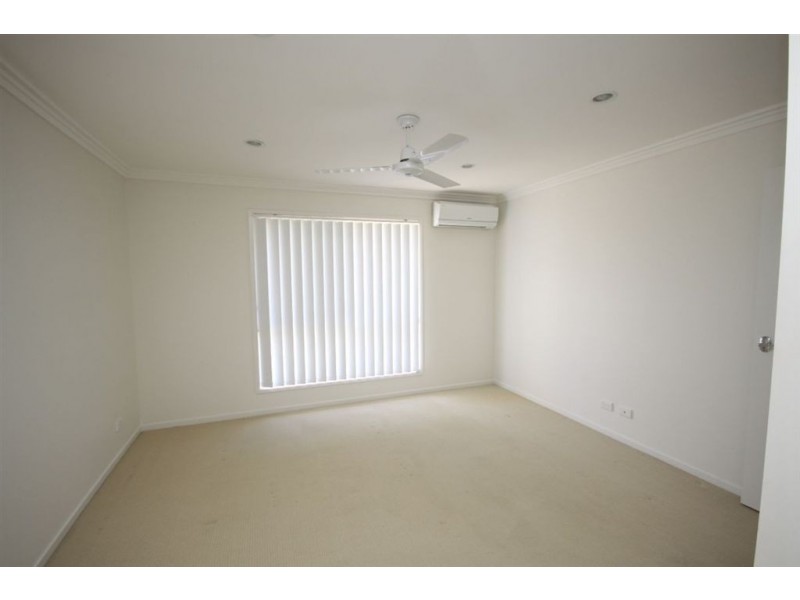 1/5 Terang Court, Ormeau QLD 4208